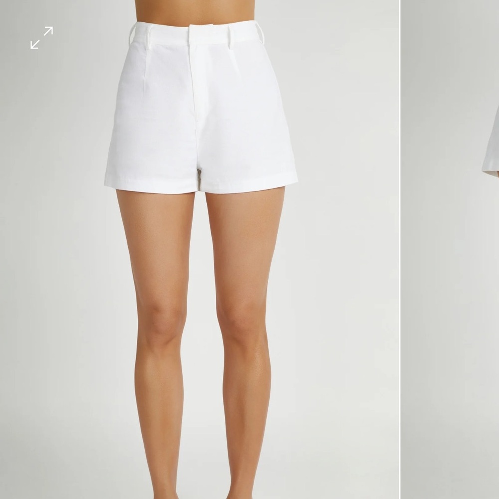 Jardi White Linen Shorts